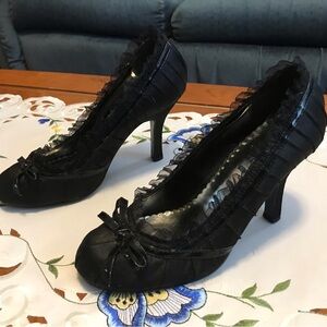 Elegant Black Ruffled Heels